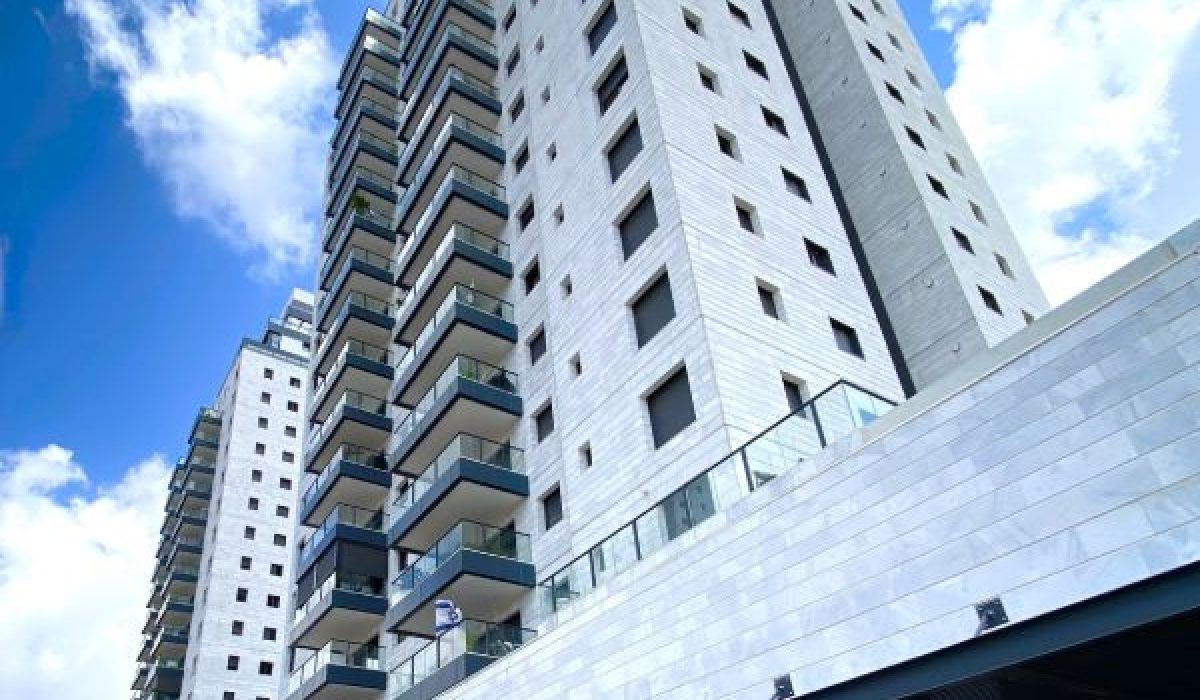 עמיעד ק. אונו יצחק נבון_+3091 (1)