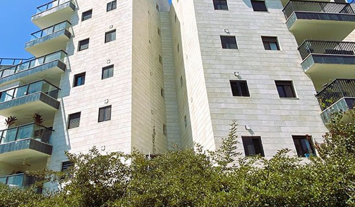 IMG_4127+ Crop עמיעד רעננה סשה ארגוב